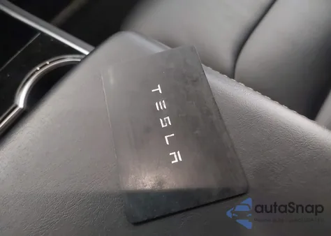 2018 Tesla Model 3 Long Range/Performance from USA, damaged, VIN 5YJ3E1EB0JF069157